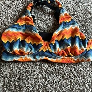 Colorful Zigzag Halter top